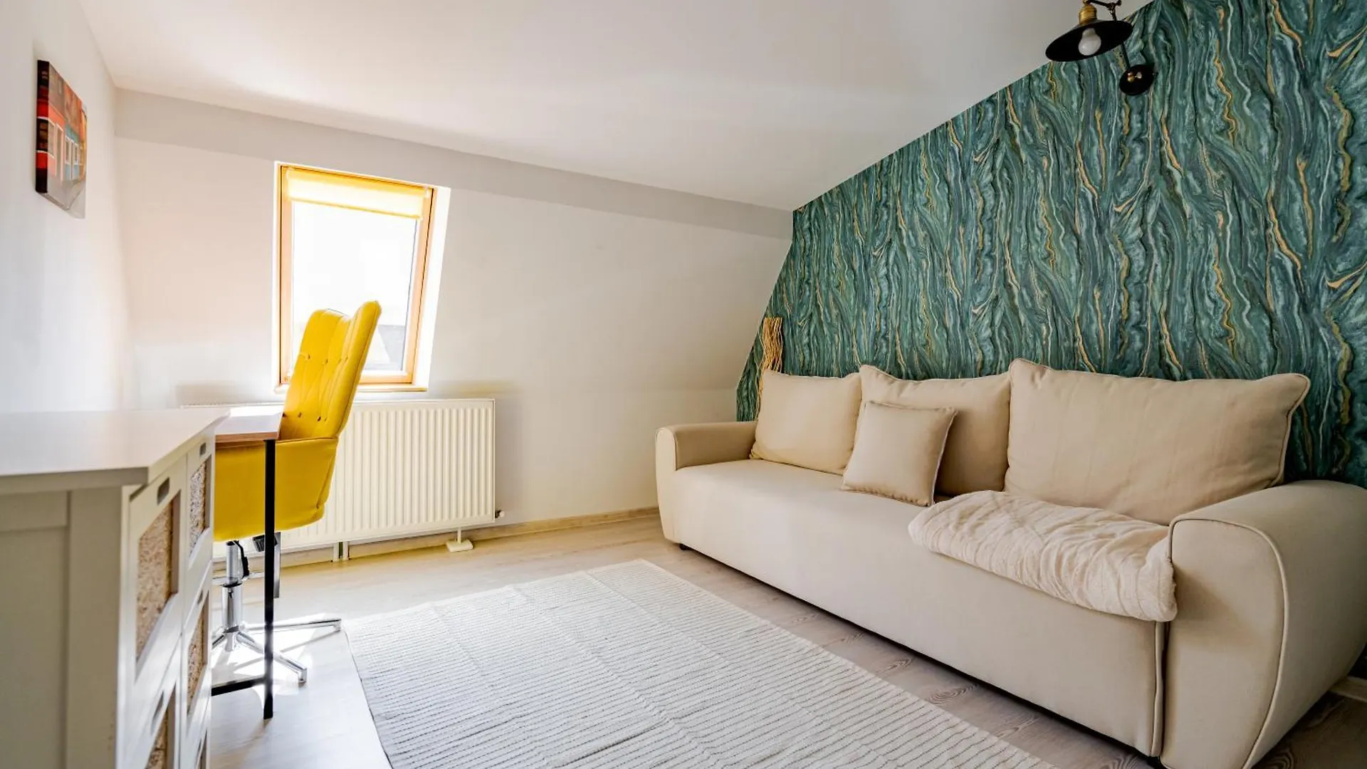Central Muse Apartment Bucharest 0*,